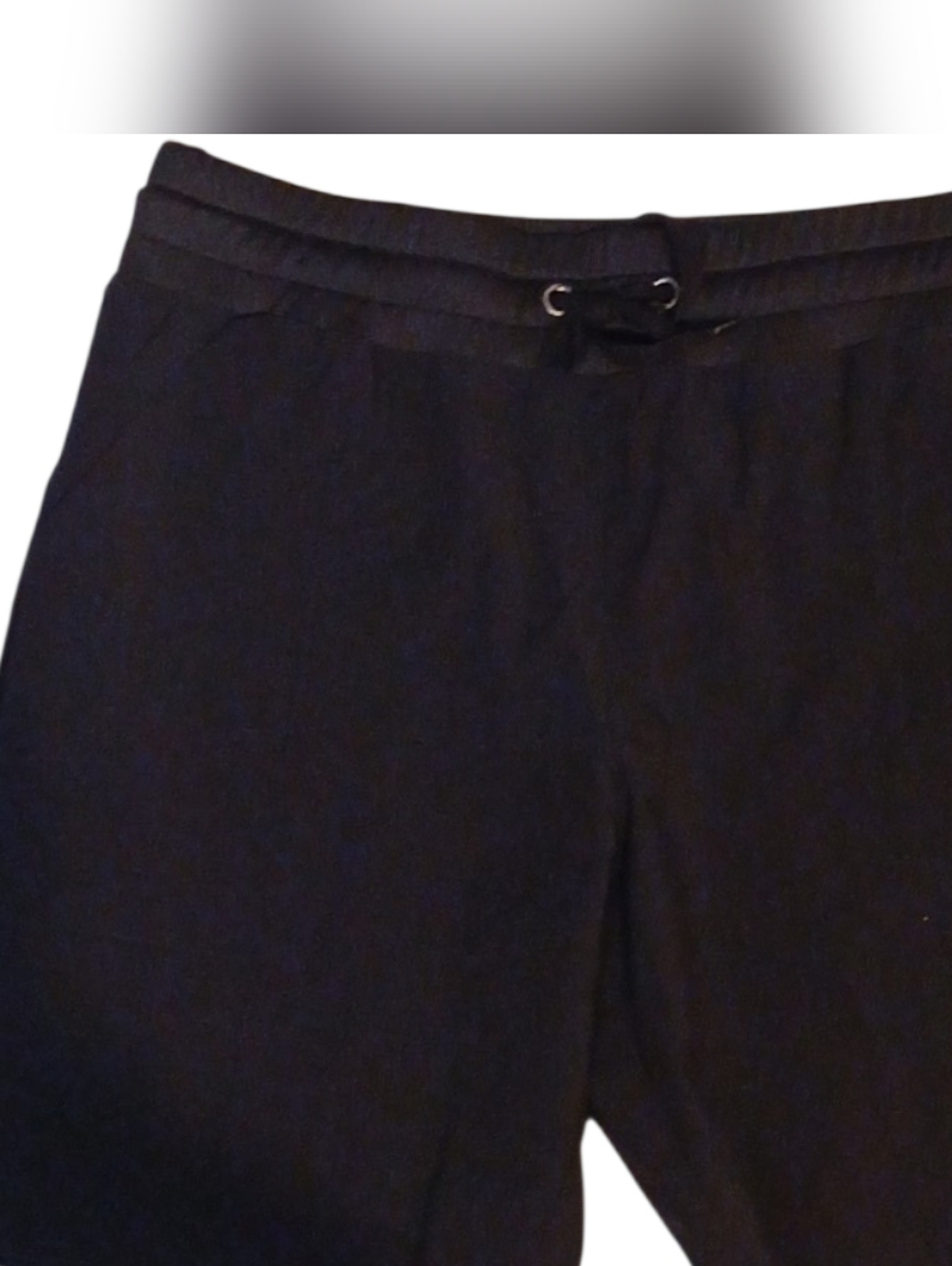 Ideology - NWOT, Black Shorts, 4 Pockets, Elastic Waist, Drawstring Closure - Picture 4 of 8